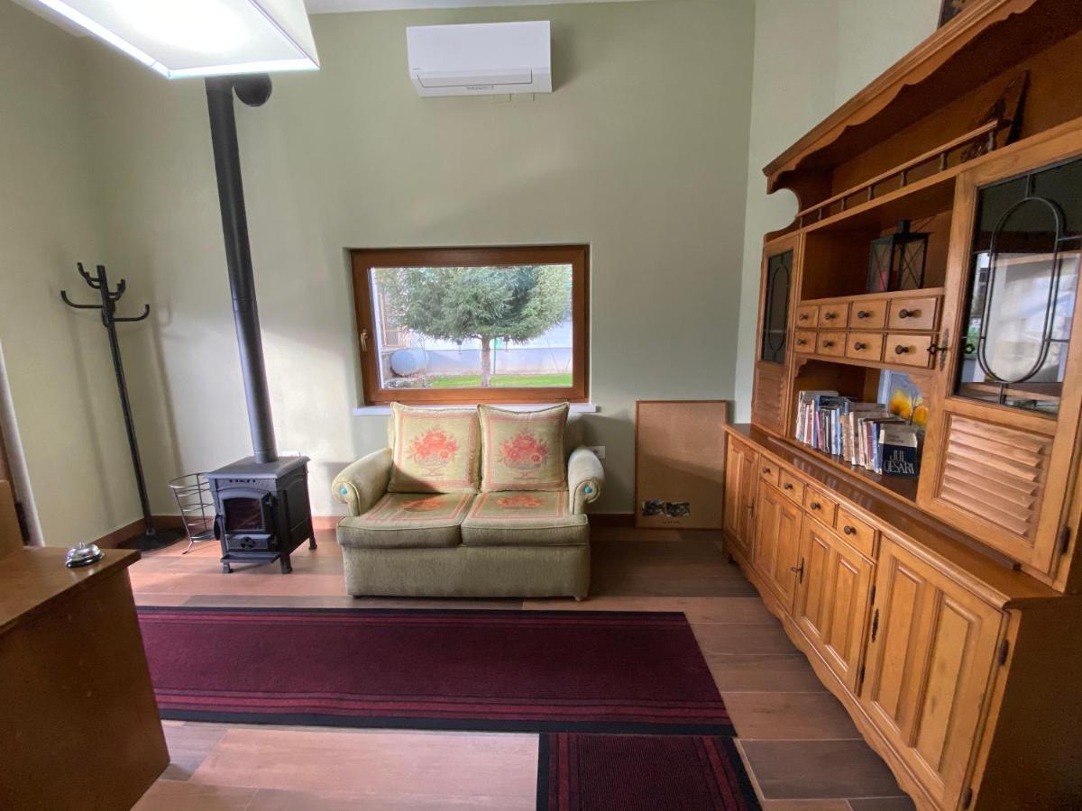 Guesthouse Tershana Peshkopi Ngoại thất bức ảnh
